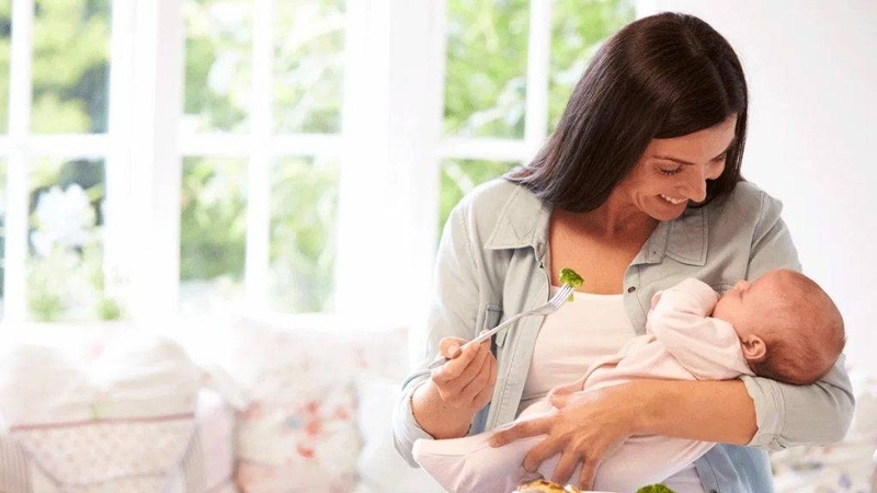 Mẹ sau sinh ăn rau cải có mất sữa không? 1