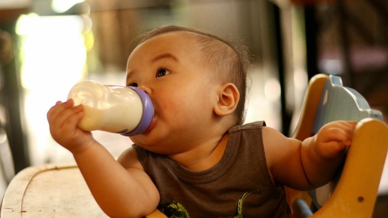 Cách dùng men tiêu hóa và sữa cần tuân thủ hướng dẫn của nhà sản xuất