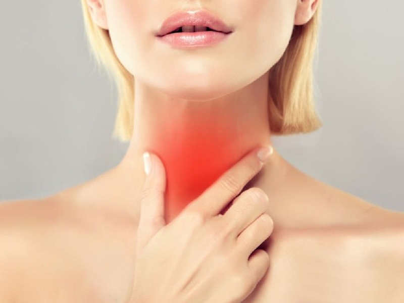 Mẹo chữa hóc xương cá bằng đũa