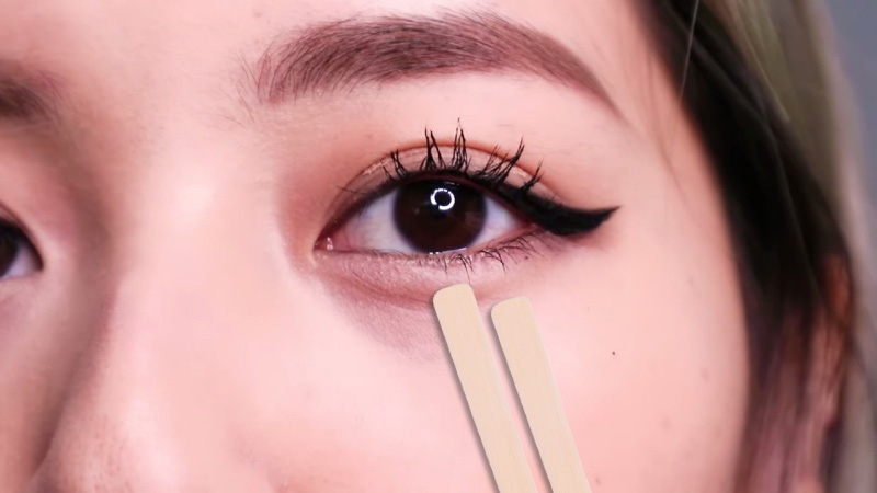 Mẹo chữa lẹo mắt bằng chiếu có thực sự hiệu quả?