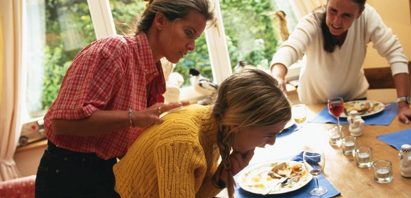 Mẹo dân gian trị hóc xương cá tại nhà 3