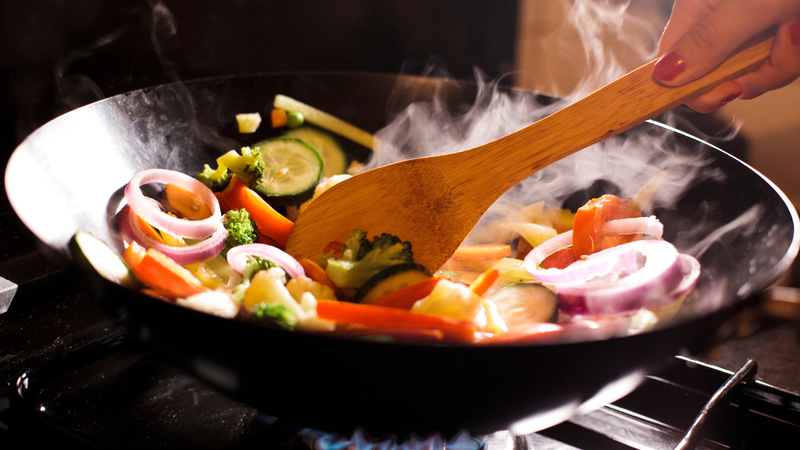 Mẹo hay giữ vitamin C trong rau củ tươi khi chế biến 2