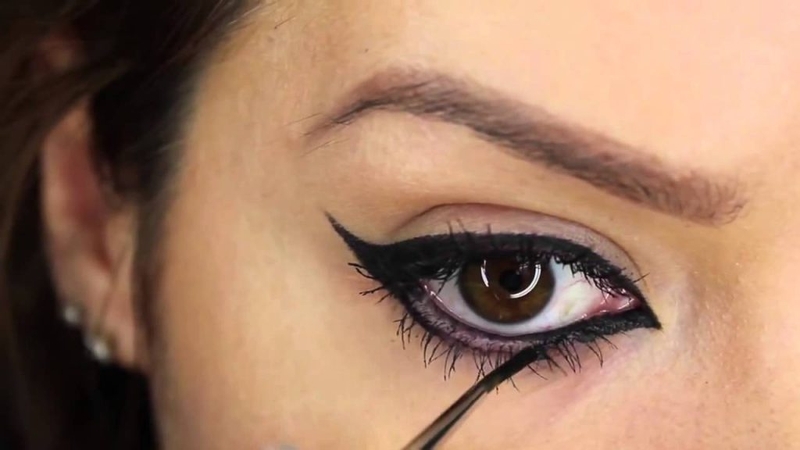 12 mẹo trang điểm giúp bạn xinh đẹp không kém gì các ngôi sao