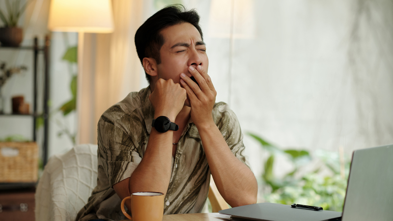 Tình trạng mệt mỏi kéo dài có thể do cơ thể thiếu vi chất cần thiết