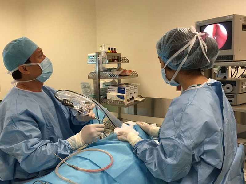 Mổ nôi soi viêm xoang có đau không? Khi nào thì nên mổ 1