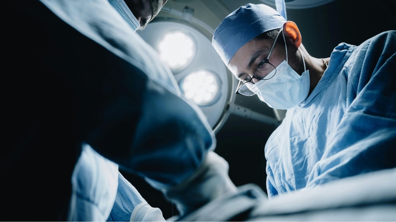 Phẫu thuật bắc cầu động mạch vành (CABG) là phẫu thuật tim phổ biến