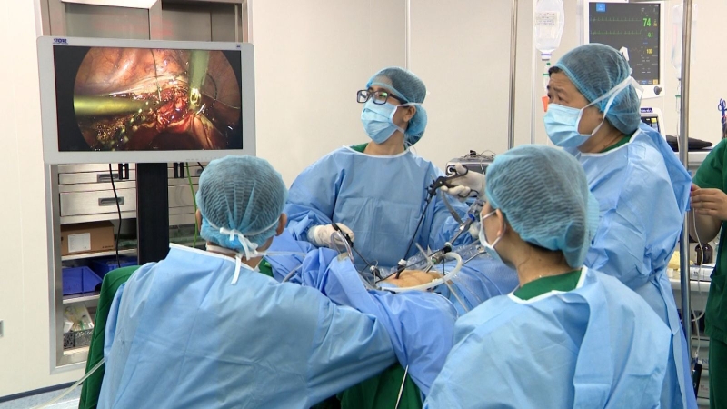 Mổ u xơ tử cung là phương pháp điều trị ngoại khoa