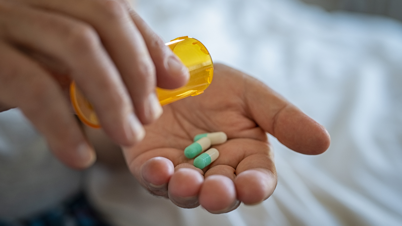 Sử dụng thuốc giảm đau đầy đủ