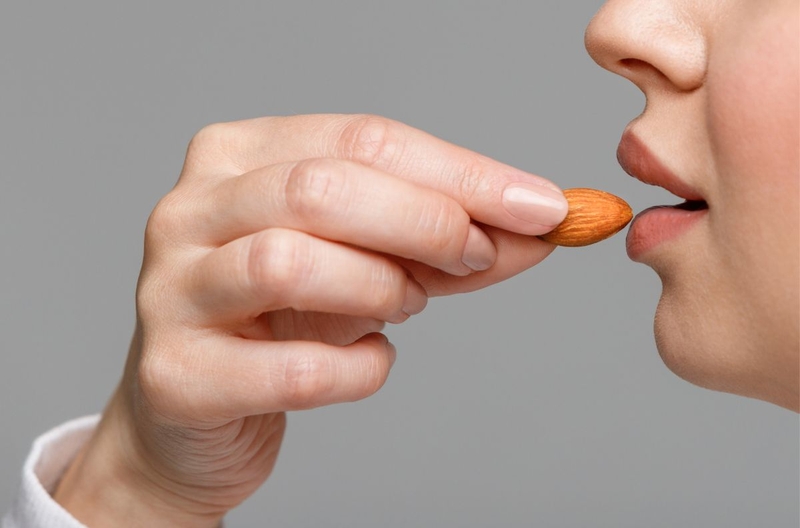 Mỗi ngày nên ăn bao nhiêu hạt hạnh nhân tốt nhất cho sức khỏe 2