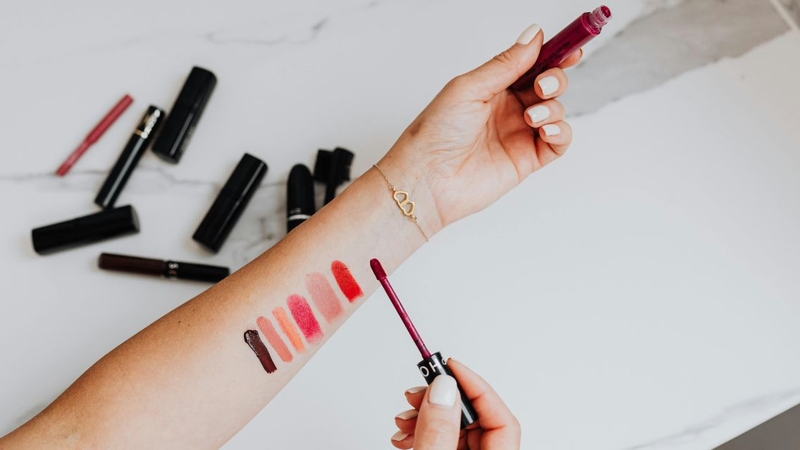 Nên chọn màu son phù hợp với tone da của bạn