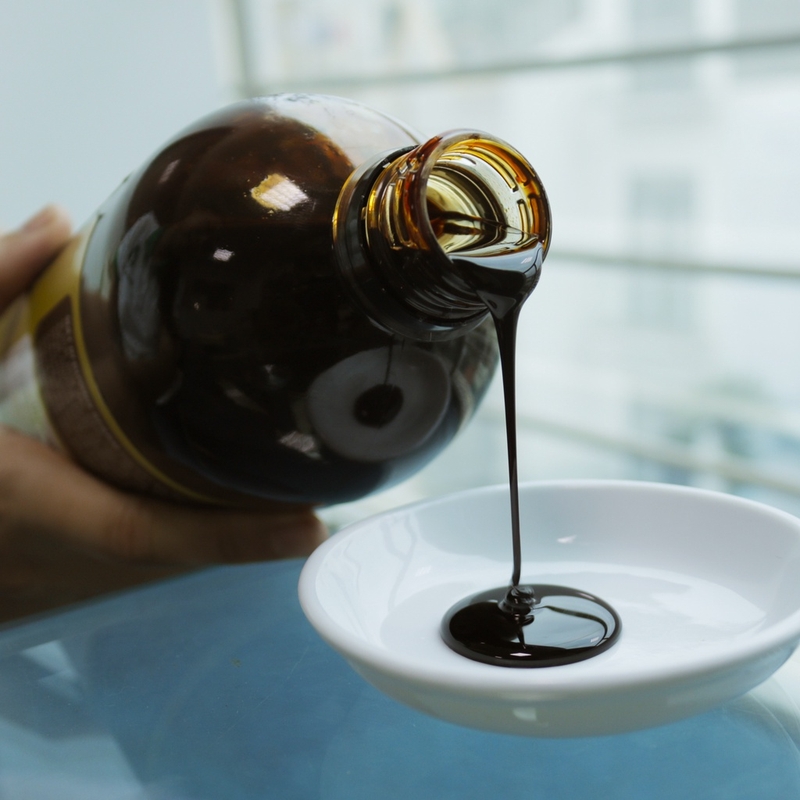 molasses-la-gi-va-nhung-loi-ich-suc-khoe-bat-ngo-cua-molasses 1.jpg