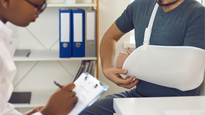 Một số bệnh lý liên quan đến khuỷu tay thường gặp 4