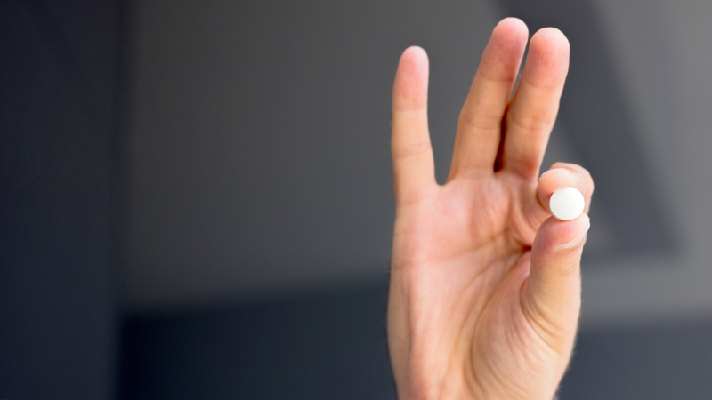 Một số cách để khắc phục mụn đầu đen quanh môi hiệu quả 3