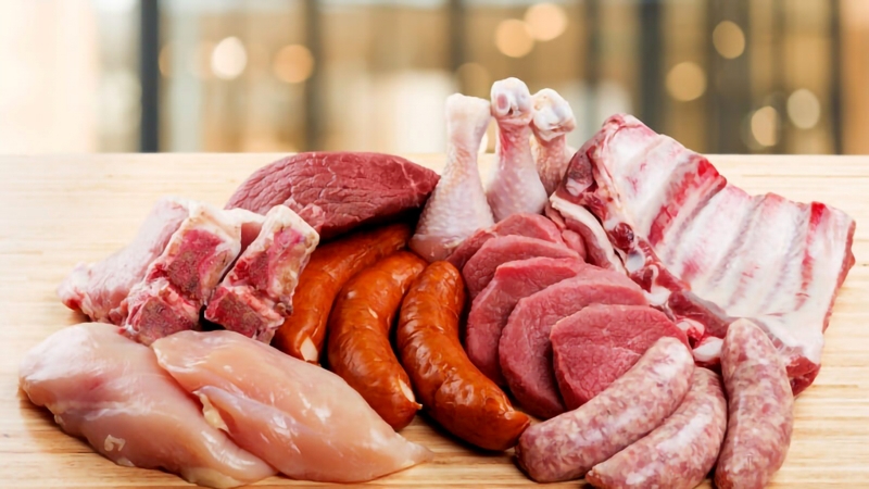 Chế độ ăn Carnivore chỉ bao gồm các sản phẩm từ động vật và không có thực phẩm nào khác