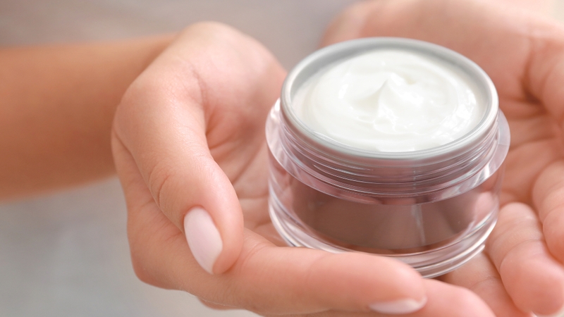 Kem dưỡng nên mang lại cảm giác thông thoáng sau khi thoa