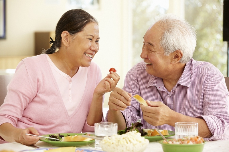 Một số lưu ý của bác sĩ khi chăm sóc người cao tuổi mùa lạnh 3