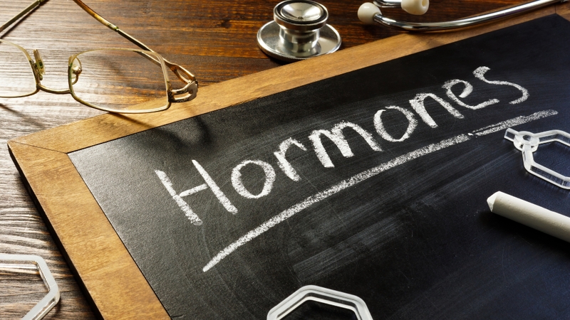 Xét nghiệm định lượng hormone trong máu được sử dụng để đánh giá nồng độ hormone