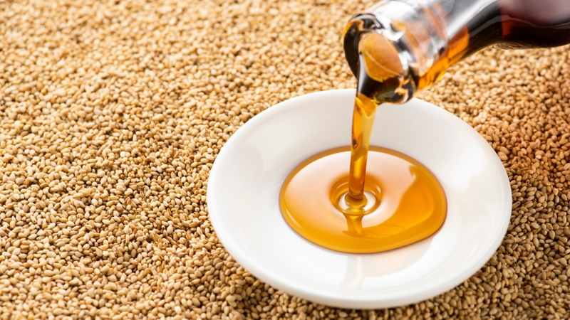Dầu mè không phù hợp với một số chế độ ăn đặc thù