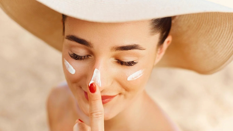 Mùa hè cần đần điều chỉnh gì trong quy trình chăm sóc da hàng ngày 1