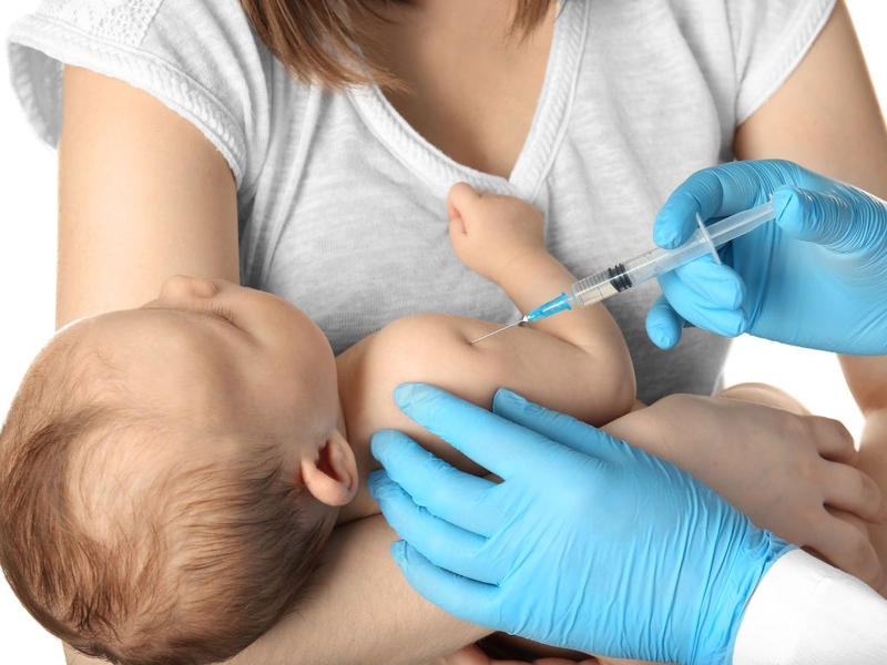 Mũi 1 tiêm 5in1 mũi 2 tiêm 6in1 được không? Các phản ứng phụ thường gặp 2