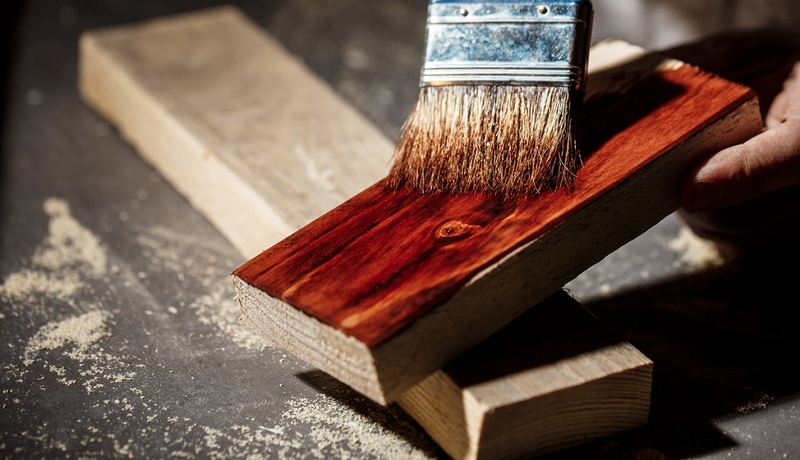 Mùi sơn gỗ có độc không và cách bảo vệ sức khỏe trước mùi sơn gỗ 2