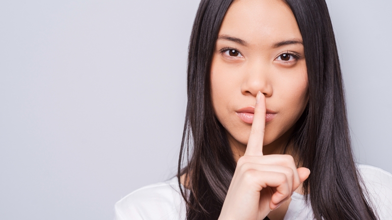 Mũi tẹt thường làm khuôn mặt thiếu cân đối, giảm độ sắc nét và chiều sâu