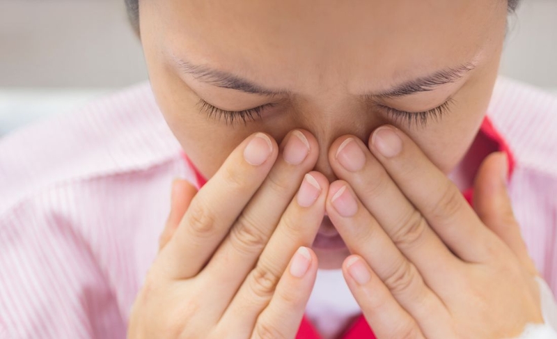 Nên làm gì khi bị mụn nhọt ở mũi 4