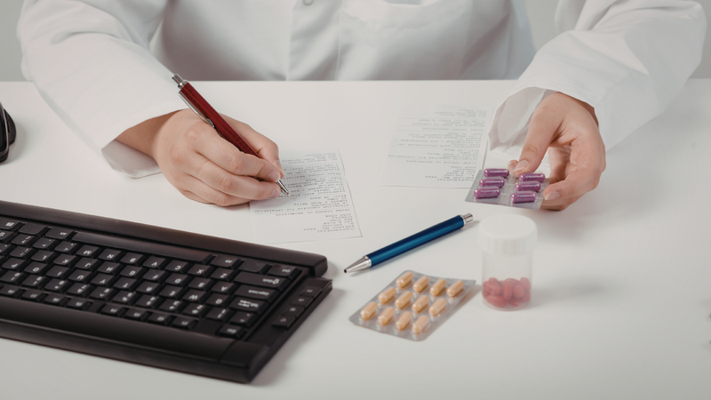 Người bệnh nên sử dụng thuốc hạ sốt theo chỉ định của bác sĩ