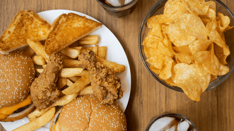 Mụn trứng cá hai bên thái dương có nguy hiểm không?2