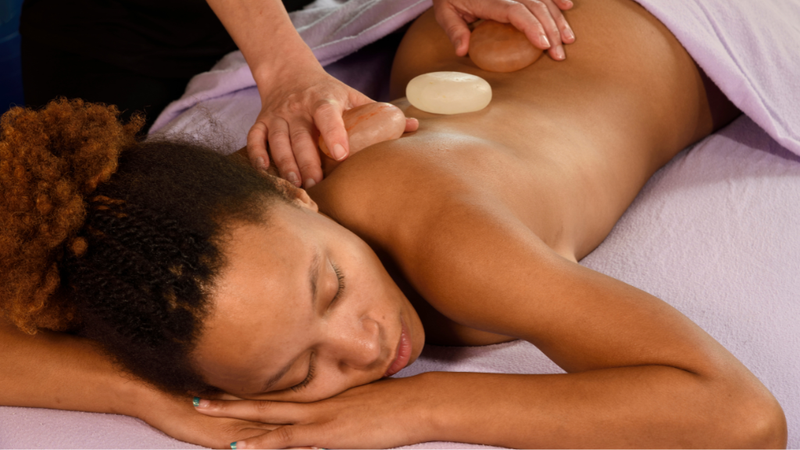 muoi-hong-khac-gi-voi-muoi-an-loi-ich-cua-muoi-hong-doi-voi-suc-khoe 2