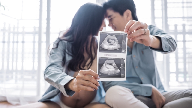 Muốn sinh con khi chồng bị viêm gan B vẫn có thể nếu phòng ngừa và tiêm vắc xin đúng cách