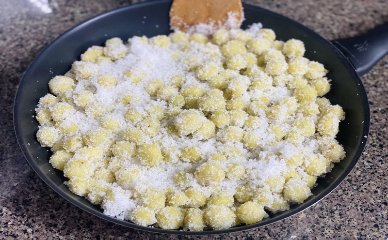 Mứt chùm ruột bao nhiêu calo? Ăn nhiều có béo không? - 3