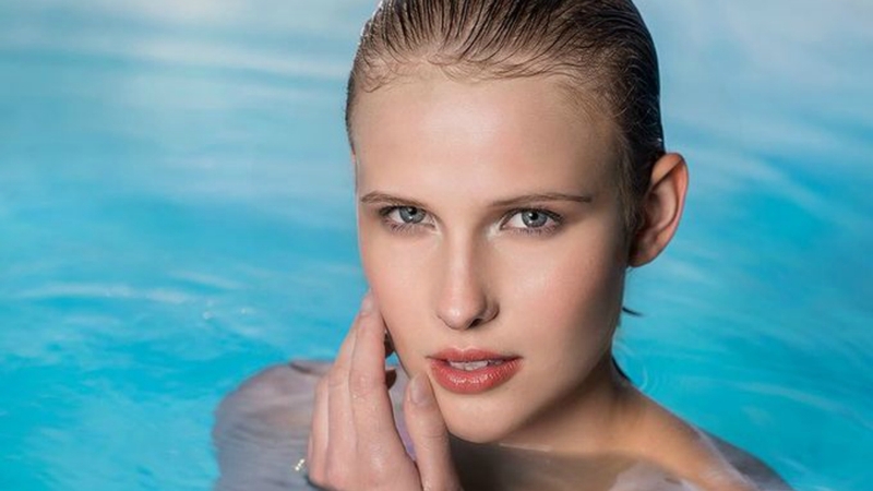 Mỹ phẩm waterproof là gì? 2