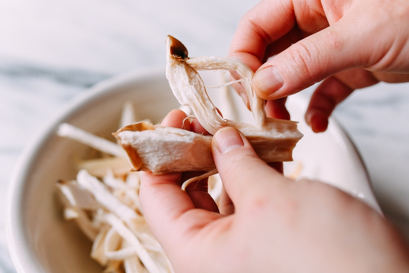 Nấm đùi gà bao nhiêu calo? Lưu ý khi sử dụng - 4