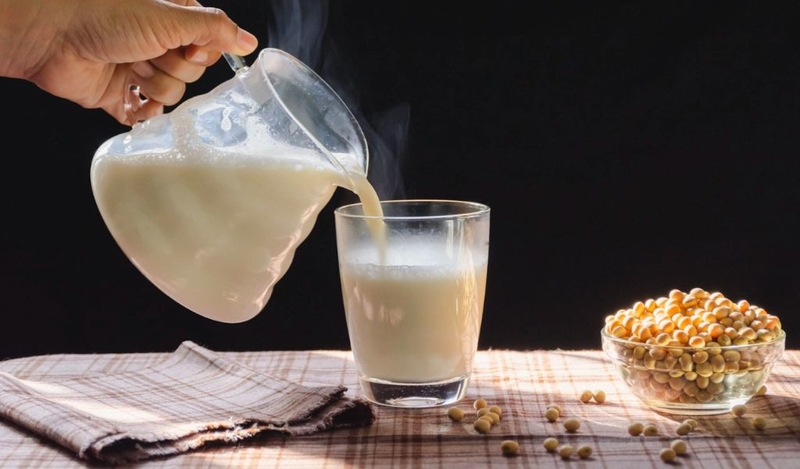 Nam giới uống sữa đậu nành có tốt không? Lưu ý cách uống tốt cho sức khỏe 1