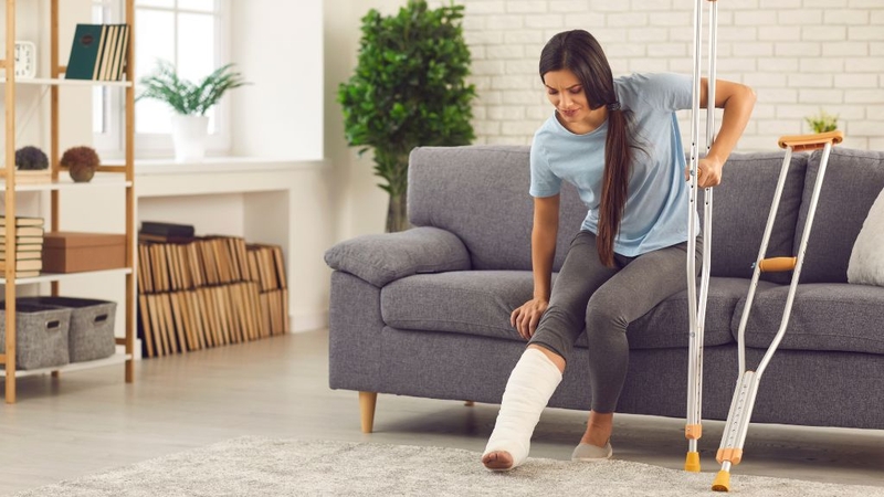 Nạng cho người gãy chân: Hướng dẫn sử dụng 1