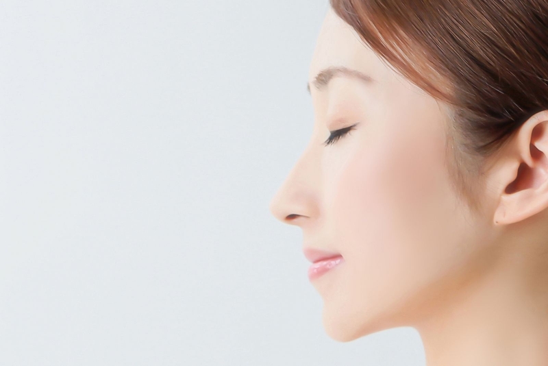 Phương pháp nâng mũi Implant sử dụng sụn sinh học nhân tạo cải thiện dáng mũi