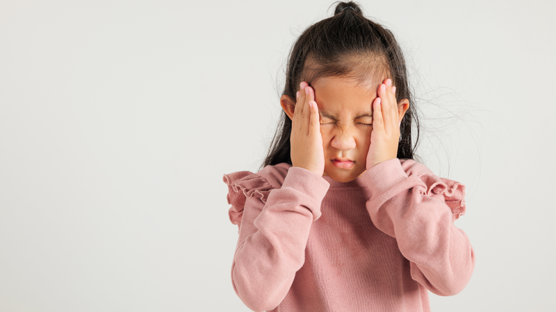 Dấu hiệu nguy hiểm ở trẻ khi trời nắng nóng không nên xem nhẹ