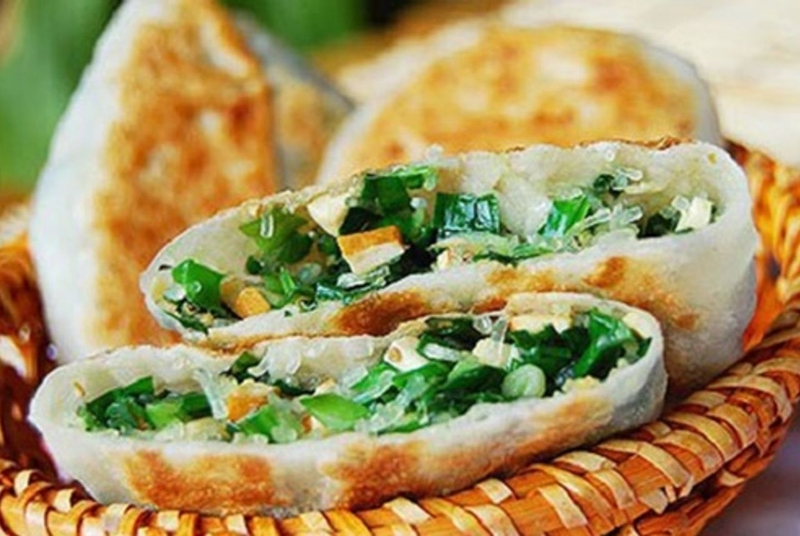 Thành phẩm bánh rau hẹ cho bé ăn dặm