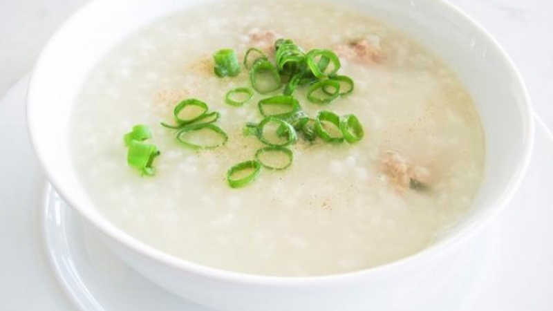 Cháo trai với hàm lượng khoáng chất mangan, kẽm và canxi rất tốt cho trẻ