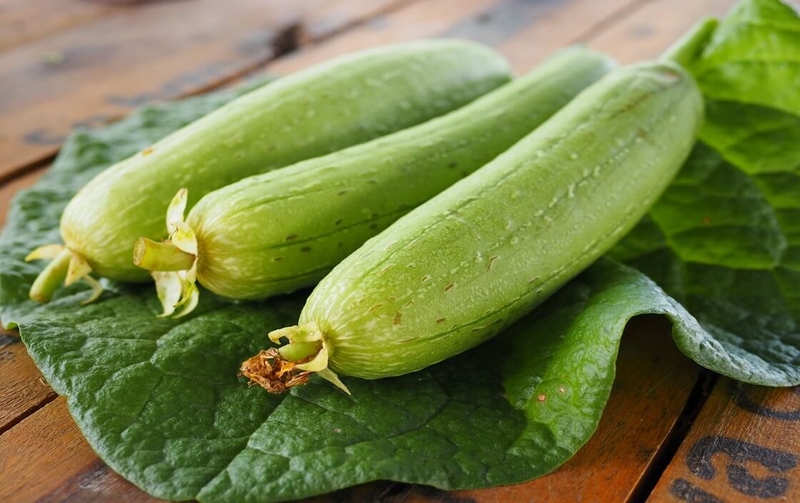 Nấu cháo trai với mướp thơm ngọt cực kì dễ làm