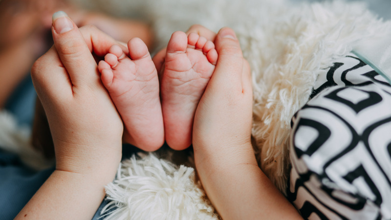 Kích thước nệm nằm mát lưng cho bé nên tương ứng với chiều cao và cân nặng