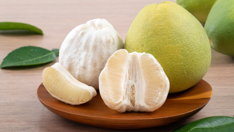 Nước ép bưởi và bưởi tươi có thể ảnh hưởng đến tác dụng của kháng sinh