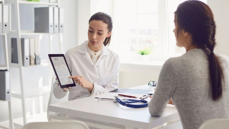 Nên cấy mỡ tự thân hay tiêm filler? So sánh chi tiết giữa hai phương pháp thẩm mỹ 1