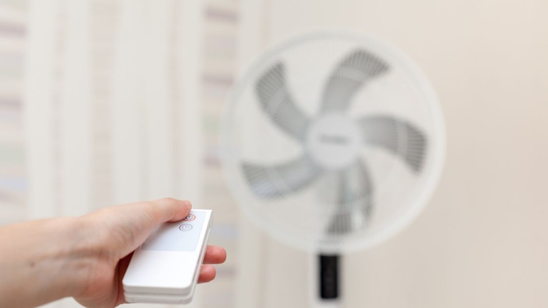 Nên để quạt trên đầu hay dưới chân cho trẻ sơ sinh tốt hơn 2