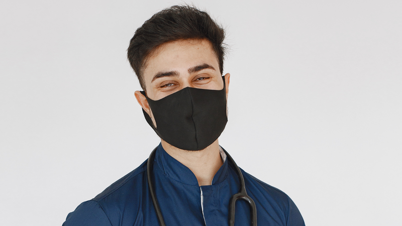 Nên đeo khẩu trang màu sáng hay tối? Cách lựa chọn khẩu trang chống nắng hiệu quả 2