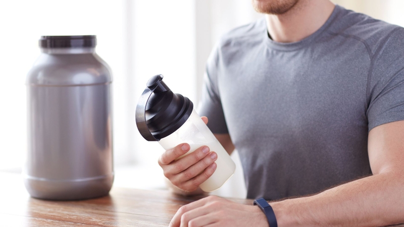 Sử dụng BCAA trước hoặc trong khi tập để tăng sức bền và giảm mỏi cơ