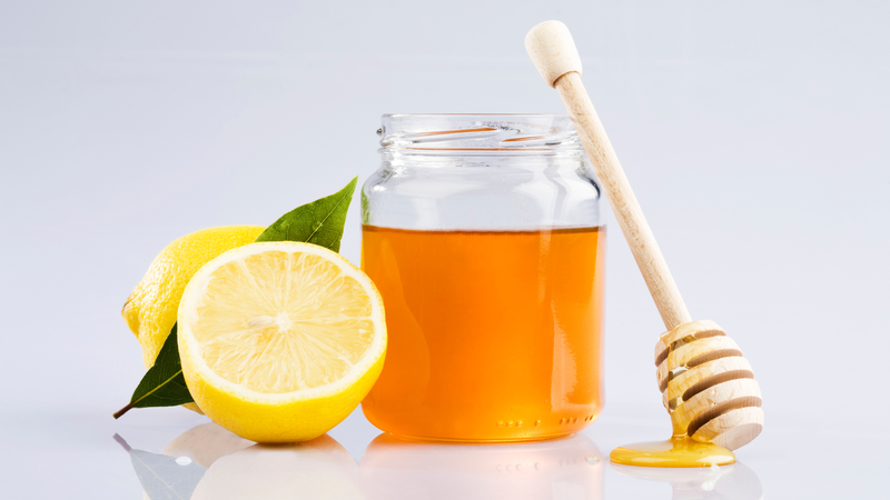 Nên pha loãng nước chanh, có thể thêm mật ong và uống sau bữa ăn