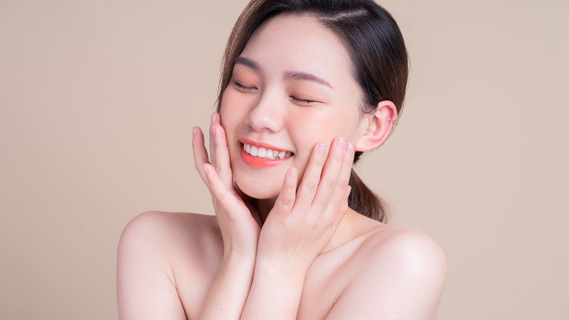 Sau khi tẩy tế bào chết, da ở trạng thái lý tưởng để hấp thụ dưỡng chất