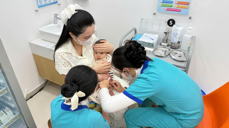 Trung tâm hiện đang cung cấp các gói vắc xin được thiết kế phù hợp với từng độ tuổi và tình trạng sức khỏe cụ thể